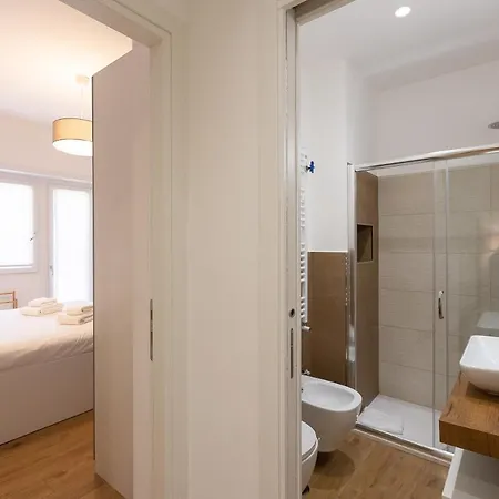 Apartment Amazing Viale Trastevere With Terrace Rome