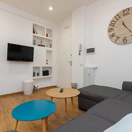 Amazing Viale Trastevere With Terrace Apartment